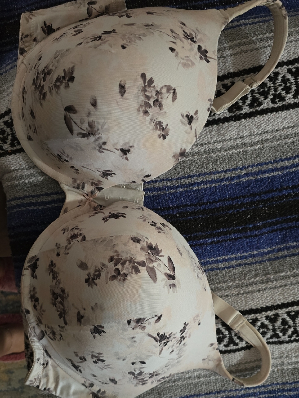 Floral Printed T-Shirt Bra in Soft Beige